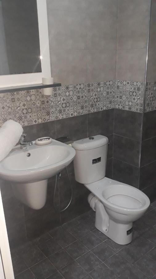 Hotel Le Calife Tunis Bagian luar foto