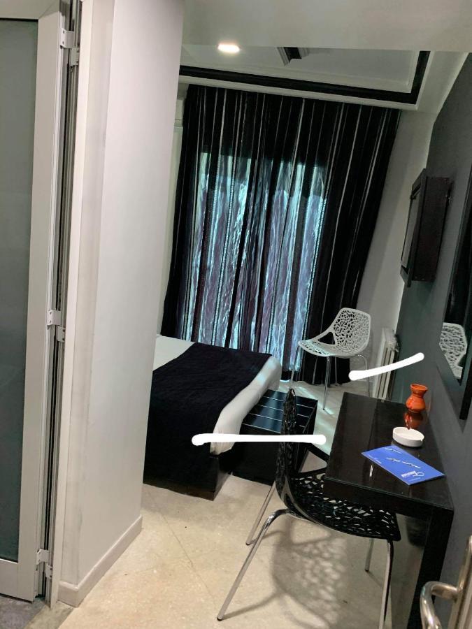 Hotel Le Calife Tunis Bagian luar foto
